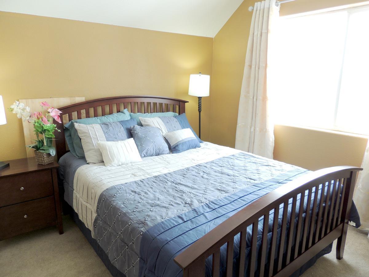 Falcon'S Nest Bed And Breakfast ทัลคีทนา ภายนอก รูปภาพ
